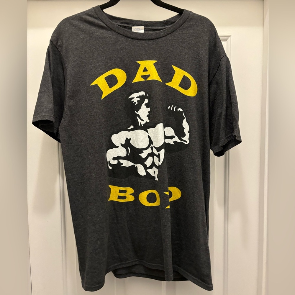 DAD BOD T-Shirt Size Large